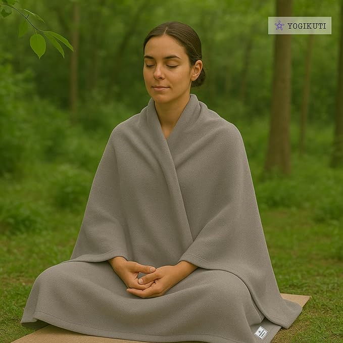 Yogikuti Iyengar Cotton Yoga Blanket Set of One – Thick Handwoven Yoga Blankets for Restorative Yoga, Meditation & Pranayama – Premium Cotton Yoga Blanket for Support & Comfort in Pranayama (Gray)