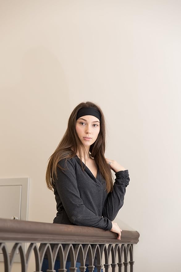 RiptGear Stretch Sport Headband for Women (Solid Black) — Made of Non-Slip Sweat Wicking Fabric — Great for Yoga, Running or The Gym — Soft Headband That Fits Most Head Sizes — (1-Pack)