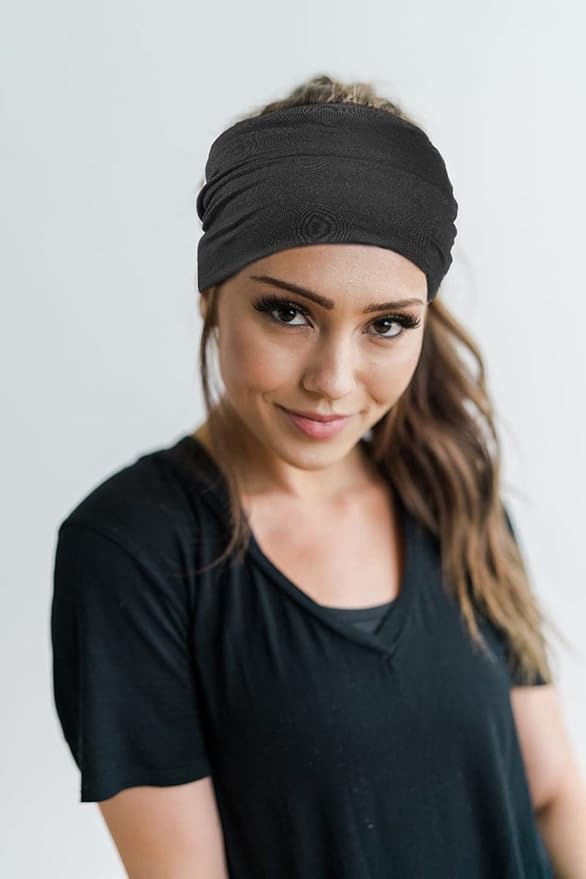 GILI 2 Pack Wide Headbands for Women Boho African Knotted Non Slip Fashion Hair Bands Yoga Running Sports Workout Gym Head Wraps Elastic Soft Cotton Cloth Turbans Bandana for Girls (White,Black)