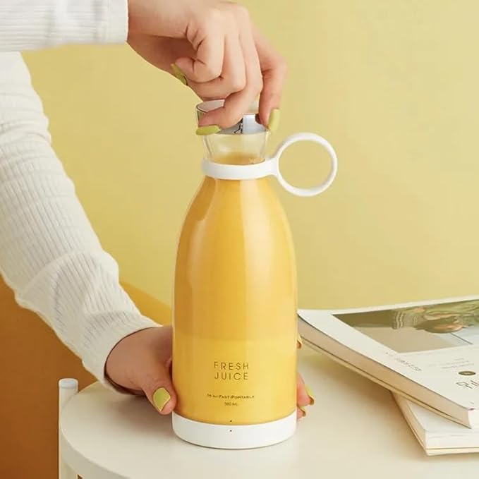 Portable Blender, Fashion Portable Blender for Shakes and Smoothies 11.8 Oz, Magnetic USB Fast Charging Mini Fresh Juice Mixer Bottle, Take It for Traveling, Outdoor, Gym, Office, (white)