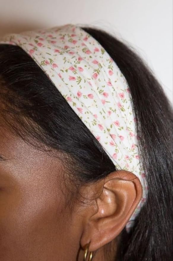 Trendy Floral Headbands for Women - Non-Slip Stretchy Sweat Bands for Yoga, Workout, and Everyday Fashion Hair Accessories