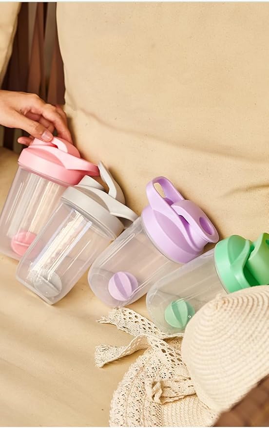 CHNLML Protein Shaker Bottle 400ML/16Oz w. Shaker Ball for Protein Shake, Shaker Bottle with Mixing Ball, Leak-Proof, BPA-Free, for Gym, Workout, Juice Mixer (Black/Clear, 16Oz-400ML-1Bottle)