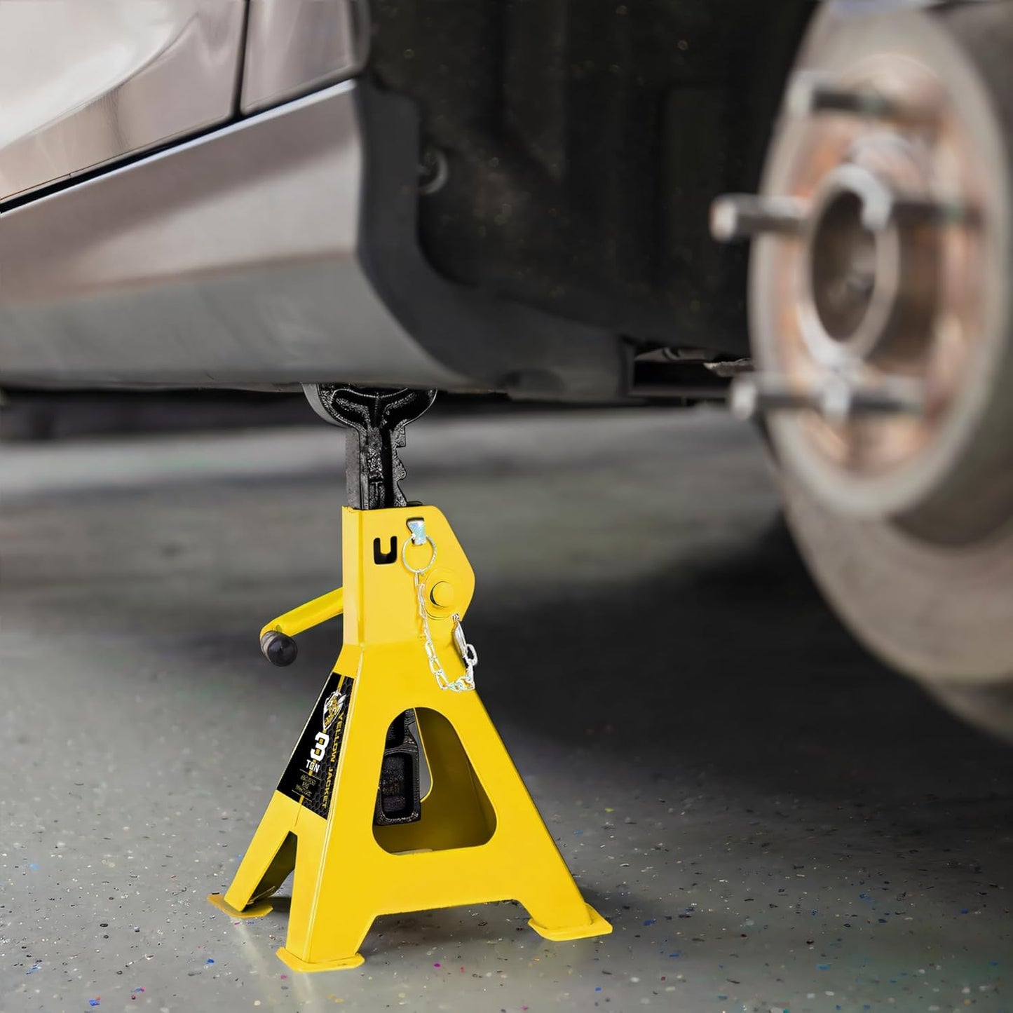 YELLOW JACKET Car Jack Stands 3 Ton with Double Locking and Large Foot Base for Lifting SUVS, Heavy Duty Steel, 6600 lb Capacity, 1 Pair, Yellow