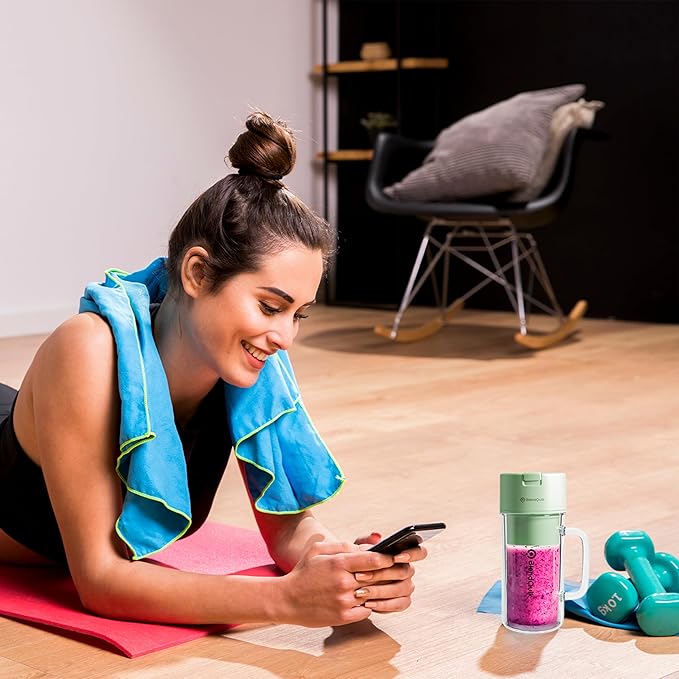 Personal Portable Blender For Shakes & Smoothies, Leakproof & Stylish Portable Mason Jar Shaker, Rechargeable Mini Blender with 10-Blade Blending System 14oz, Green