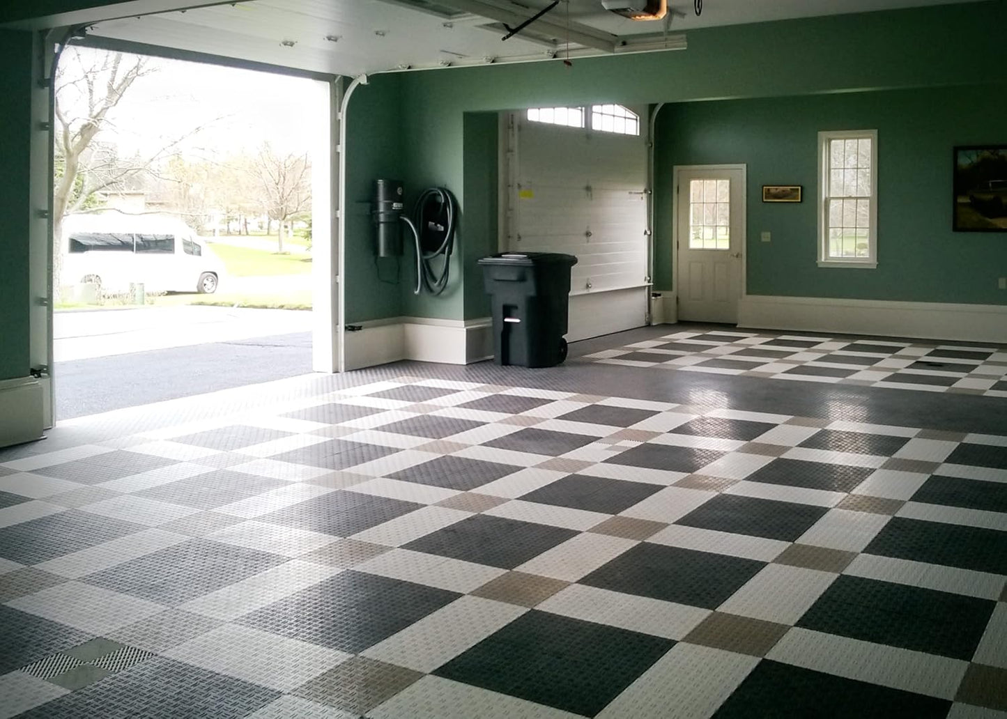 Big Floors GarageTrac Diamond, Interlocking Non-Slip Garage Flooring Tile, Durable, Modular, Heavy-Duty Copolymer, Easy Install (White, 24 Pack of 12 x 12" Tiles)