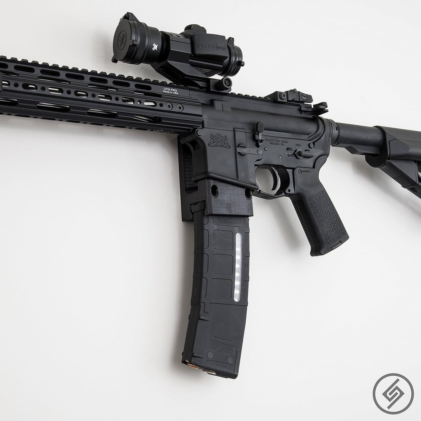 Spartan Mounts Locking .223/5.56 Rifle Mount Wall Display | Low Profile Floating Design Vertical and Horizontal Mounting Solution | Gun Room Safe Storage Organzation | Made in USA