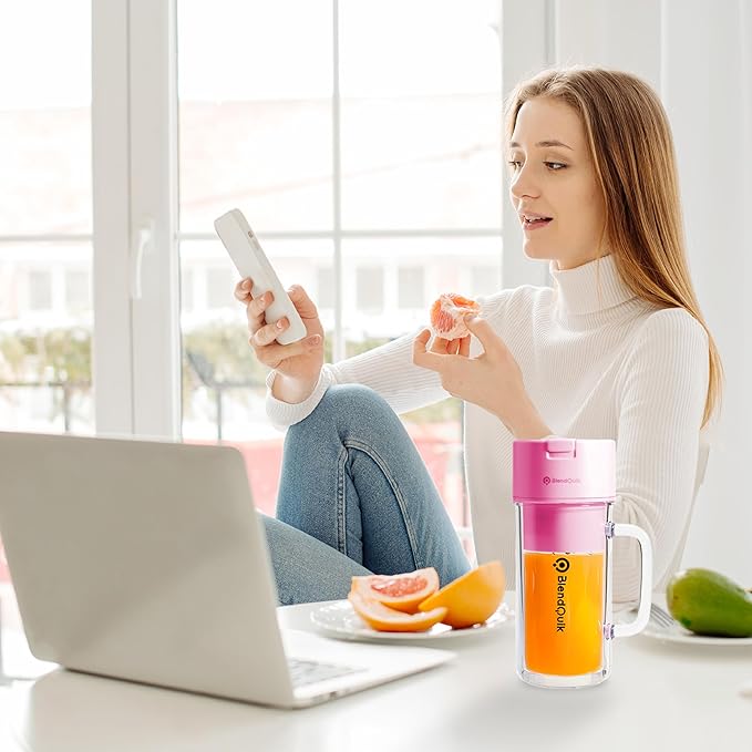 Personal Portable Blender For Shakes & Smoothies, Leakproof & Stylish Portable Mason Jar Shaker, Rechargeable Mini Blender with 10-Blade Blending System 14oz, Pink